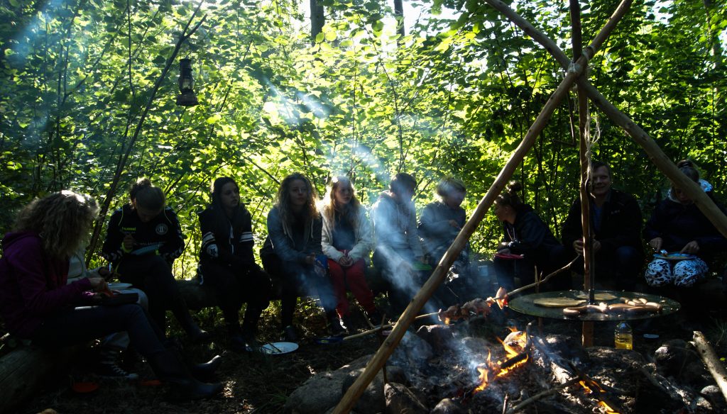 Friluftsliv og morgenmad i naturen