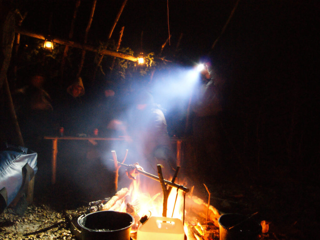 Escape 1 og 2 oplevelsestur og kursus i bushcraft og basisfriluftsliv